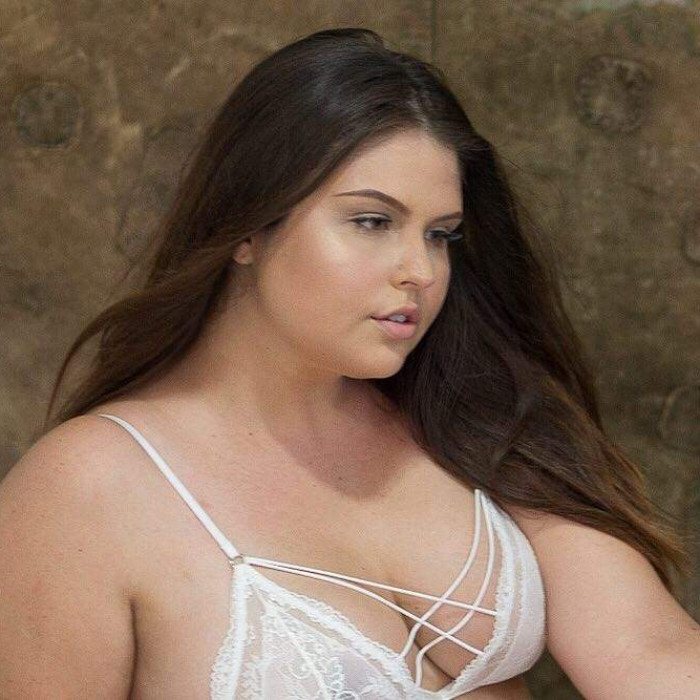 Kamila Cristina de Faria